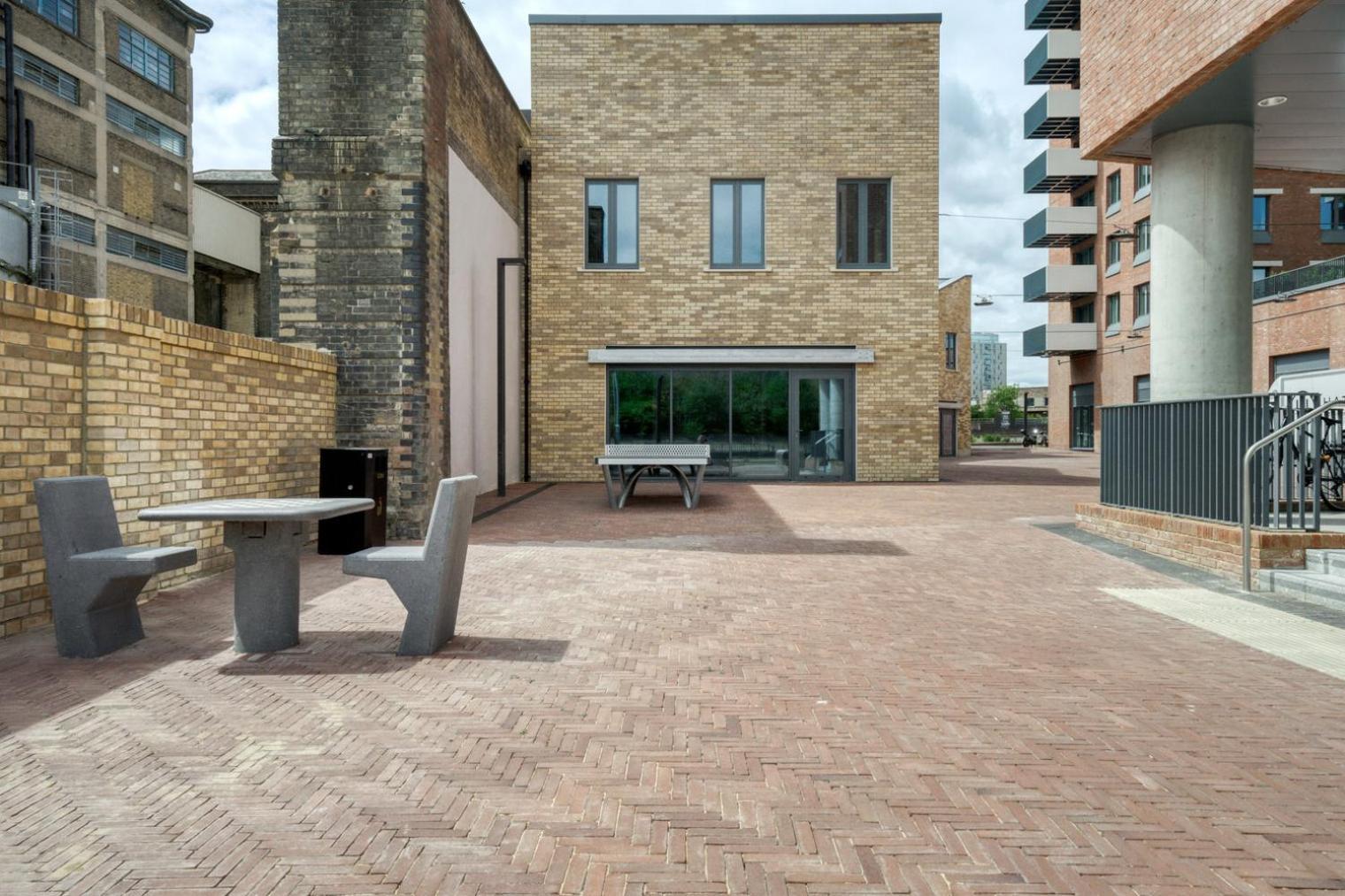 Blueground Bromley By Bow Concierge Nr Shops Lon-224 Apartment